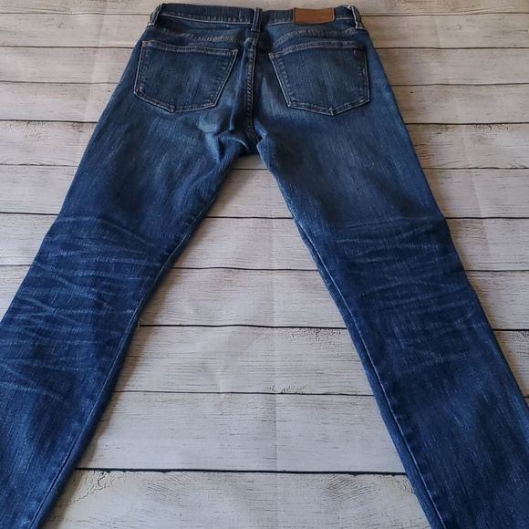 Madewell 9" High Riser Skinny Skinny Distressed - Picture 4 of 7